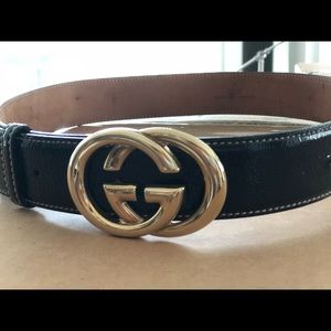 Gucci Black Patent/Gold Hardware Belt
